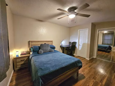 Bedroom - 2565 E Atlantic St, Springfield, MO 65803 photo 2 of 4