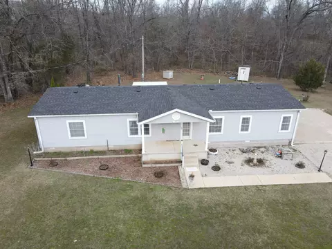 4427 County Road 6620, West Plains, MO 65775