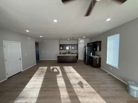 Living - 3486 N Ohara Ave, Springfield, MO 65803 photo 3 of 4