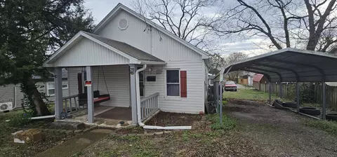 210 Cherry St, West Plains, MO 65775