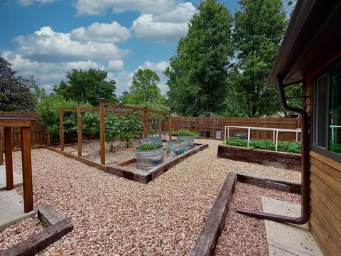 Exterior - 2706 N Skyview Ln, Ozark, MO 65721 photo 7 of 15