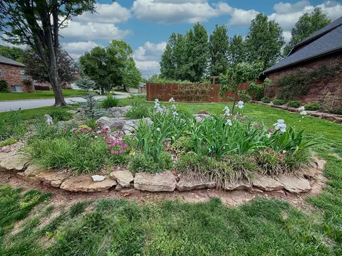 Exterior - 2706 N Skyview Ln, Ozark, MO 65721 photo 11 of 15