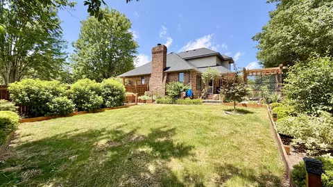 Exterior - 2706 N Skyview Ln, Ozark, MO 65721 photo 15 of 16