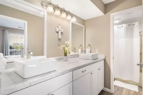 Bath - 4 Memory Ln #3, Branson, MO 65616 photo 1 of 1