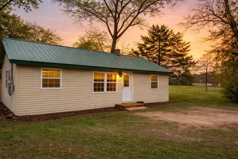 7756 E Roller Rdg, Seligman, MO 65745