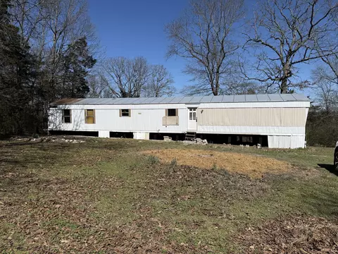 815 Blackwell Ferry Rd, Kirbyville, MO 65679