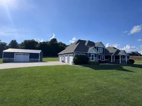 105 Penick Ln, Ozark, MO 65721