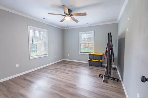 Bedroom - 2400 W High St, Springfield, MO 65803 photo 4 of 5