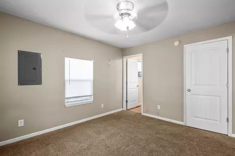 718 N Hillcrest Ave, Springfield, MO 65803 photo 16