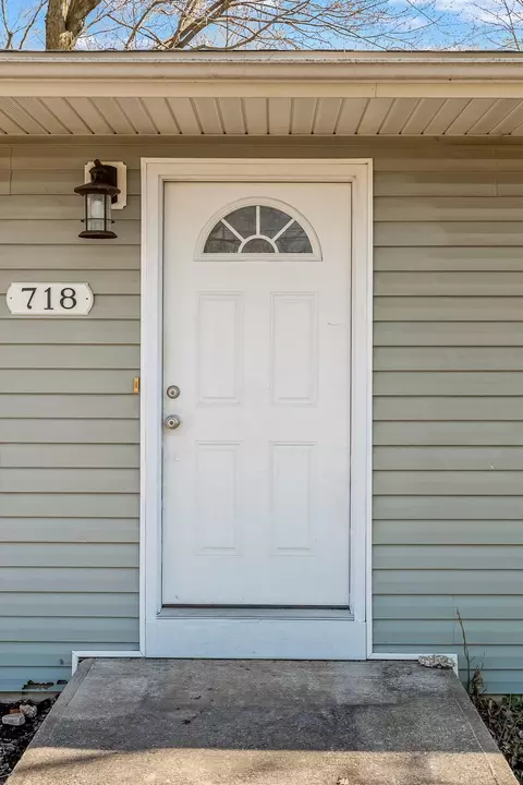 718 N Hillcrest Ave, Springfield, MO 65803 photo 4