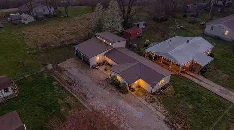 364 Rogers Ave, Summersville, MO 65571