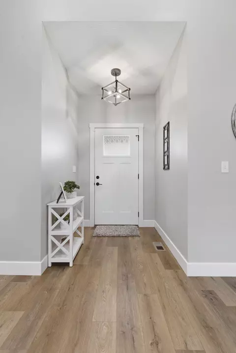 183 E Cowling St, Republic, MO 65738 photo 8