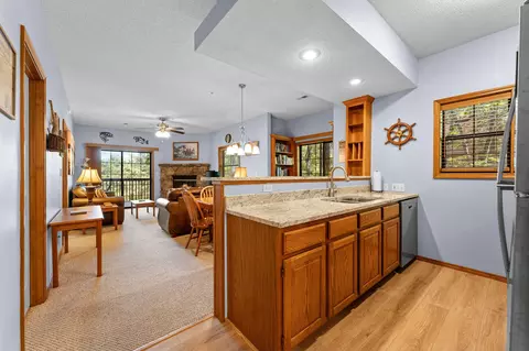 24 Village Trl #10-4, Branson, MO 65616
