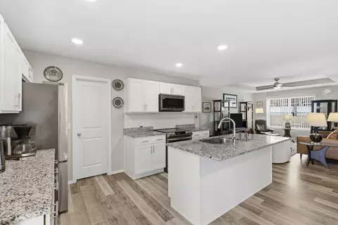 162 E Melton Rd, Ozark, MO 65721 photo 7