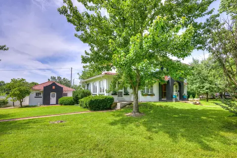 Exterior - 2736 E 15th St, Joplin, MO 64804 photo 3 of 46
