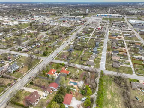 View/Area - 2736 E 15th St, Joplin, MO 64804 photo 14 of 15