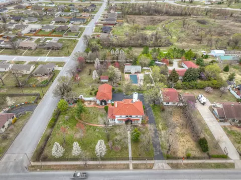 View/Area - 2736 E 15th St, Joplin, MO 64804 photo 4 of 15