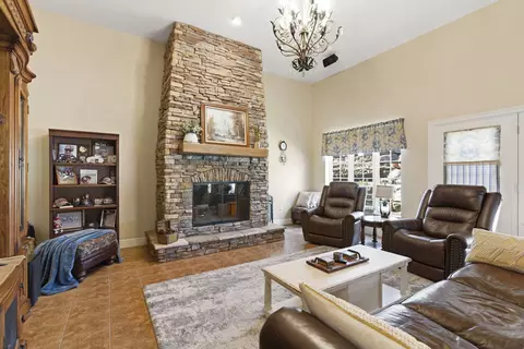 Living - 109 Cedar Blf, Saddlebrooke, MO 65630 photo 5 of 7