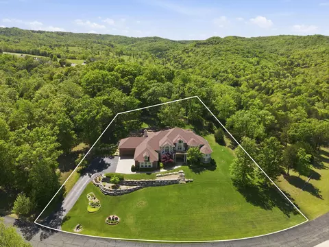 View/Area - 109 Cedar Blf, Saddlebrooke, MO 65630 photo 1 of 9