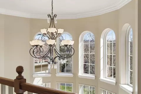 Entry Way - 109 Cedar Blf, Saddlebrooke, MO 65630 photo 6 of 7