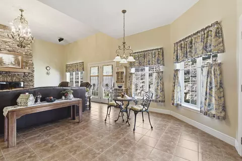 Dining - 109 Cedar Blf, Saddlebrooke, MO 65630 photo 3 of 3