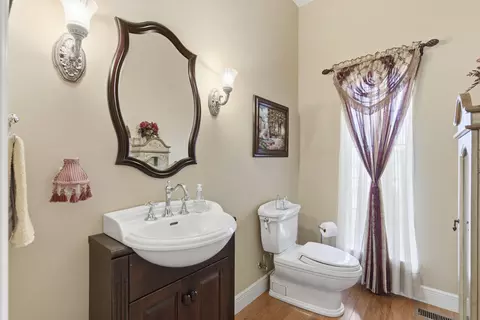 Bath - 109 Cedar Blf, Saddlebrooke, MO 65630 photo 1 of 5