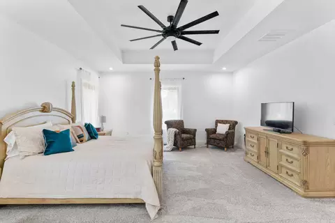 Bedroom - 2538 E Farm Road 188, Ozark, MO 65721 photo 2 of 4