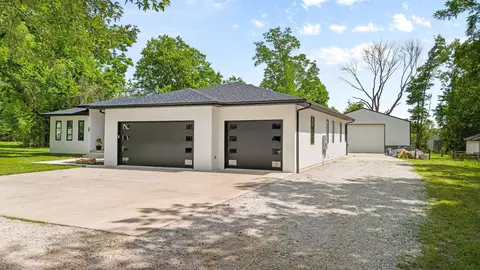 Exterior - 2538 E Farm Road 188, Ozark, MO 65721 photo 3 of 9