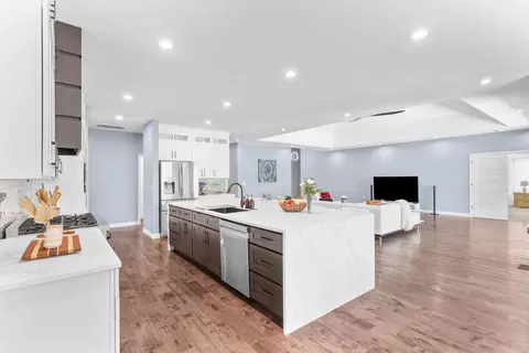 Kitchen - 2538 E Farm Road 188, Ozark, MO 65721 photo 5 of 5
