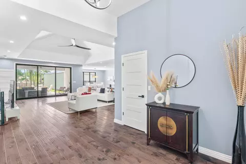 Entry Way - 2538 E Farm Road 188, Ozark, MO 65721 photo 3 of 4