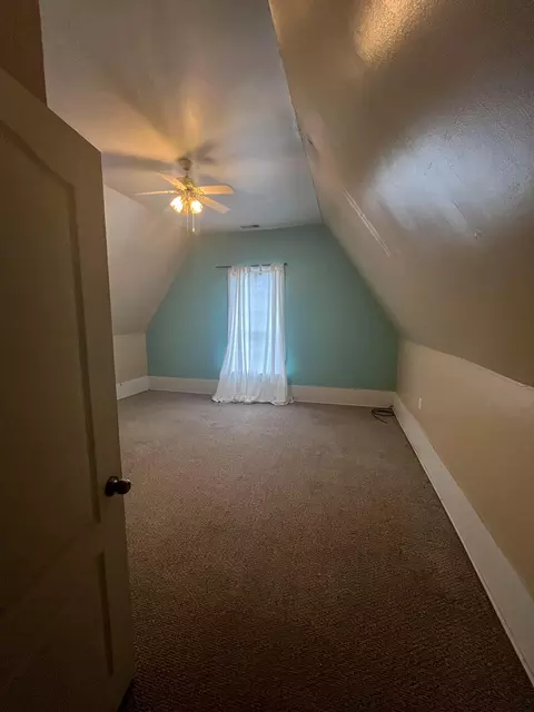 Bedroom - 695 Summit Ave, Mammoth Spring, AR 72554 photo 6 of 7