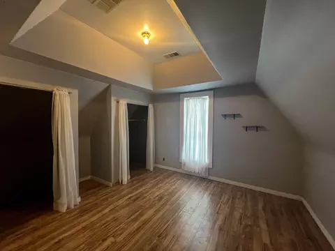 Bedroom - 695 Summit Ave, Mammoth Spring, AR 72554 photo 3 of 7