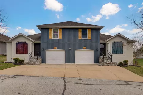 1602 1604 Sherwood Ct, Ozark, MO 65721