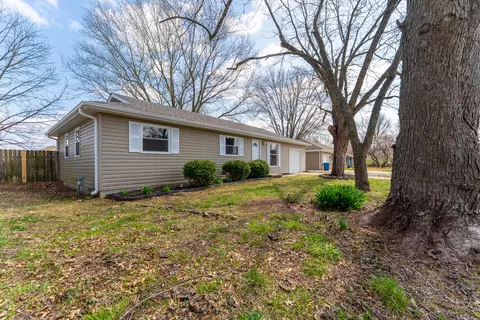 800 Aspen Ct, Nixa, MO 65714 photo 3
