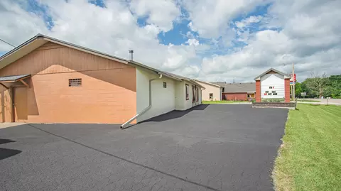 Exterior - 442 E Main St, Fordland, MO 65652 photo 3 of 5