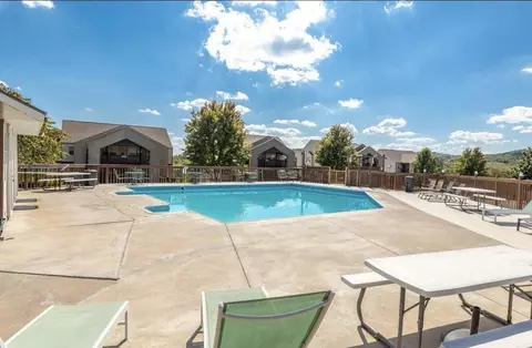 Exterior - 38 Lantern Bay Rd #2, Branson, MO 65616 photo 4 of 5