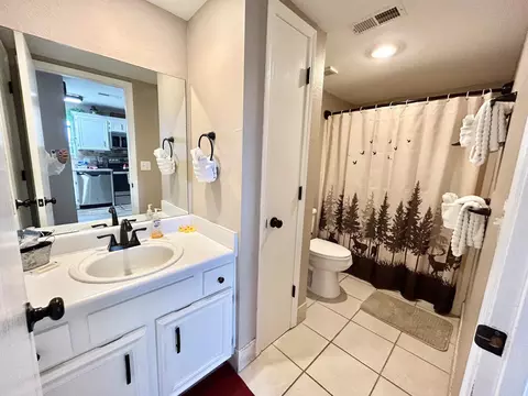 Bath - 38 Lantern Bay Rd #2, Branson, MO 65616 photo 1 of 1