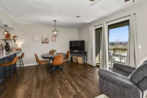 Dining - 158 Troon Dr #12, Branson, MO 65616 photo 4 of 4