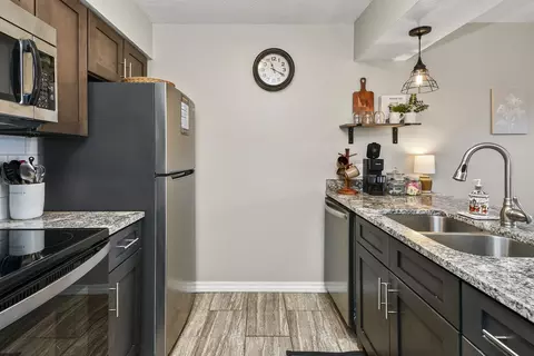 Kitchen - 158 Troon Dr #12, Branson, MO 65616 photo 2 of 6