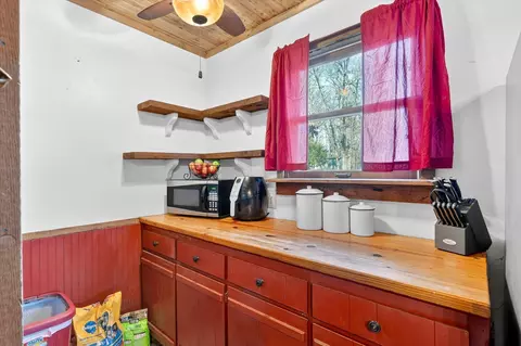 Kitchen - 23394 Lawrence 1096, Monett, MO 65708 photo 4 of 5