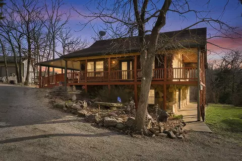 25998 County Road 262, Hermitage, MO 65668