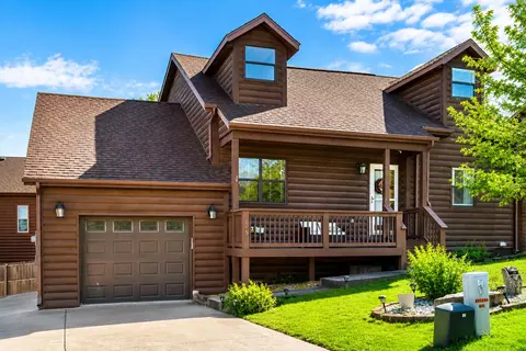 145 Whispering Pine Way, Hollister, MO 65672