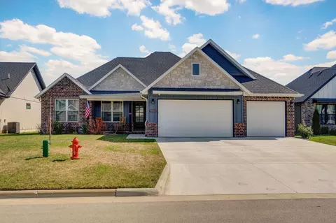 4858 S Aaron Ave, Springfield, MO 65810