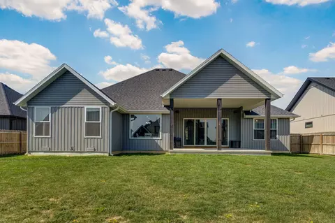 Exterior - 4858 S Aaron Ave, Springfield, MO 65810 photo 8 of 10