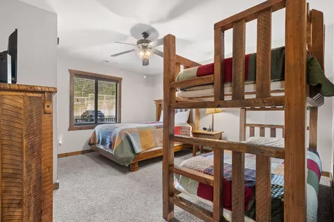 Bedroom - 429 E Chinquapin Cir #607, Branson, MO 65616 photo 8 of 9