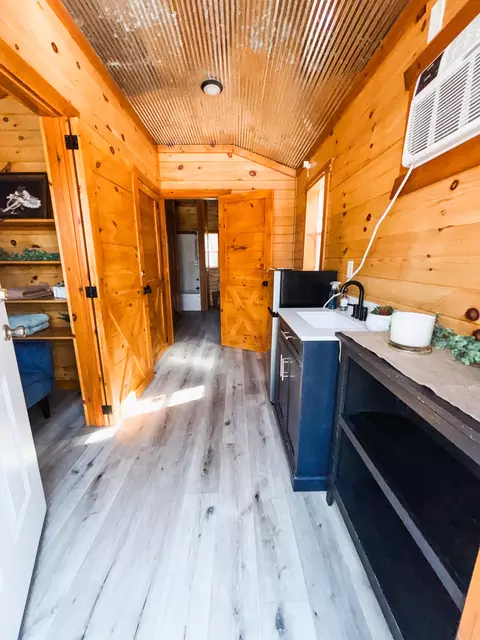 Entry Way - 19760 Farm Rd 1042, Exeter, MO 65647 photo 1 of 1