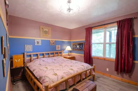 Bedroom - 747 Amanda Dr, Clever, MO 65631 photo 3 of 5