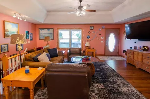 Living - 747 Amanda Dr, Clever, MO 65631 photo 2 of 3