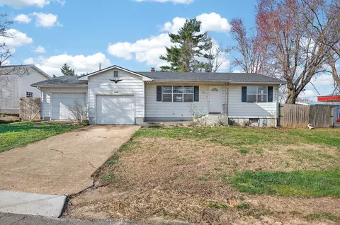 109 W South St, Hartville, MO 65667