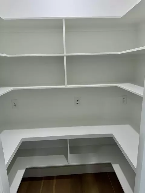 3919 E Woodhue St, Springfield, MO 65802 photo 14